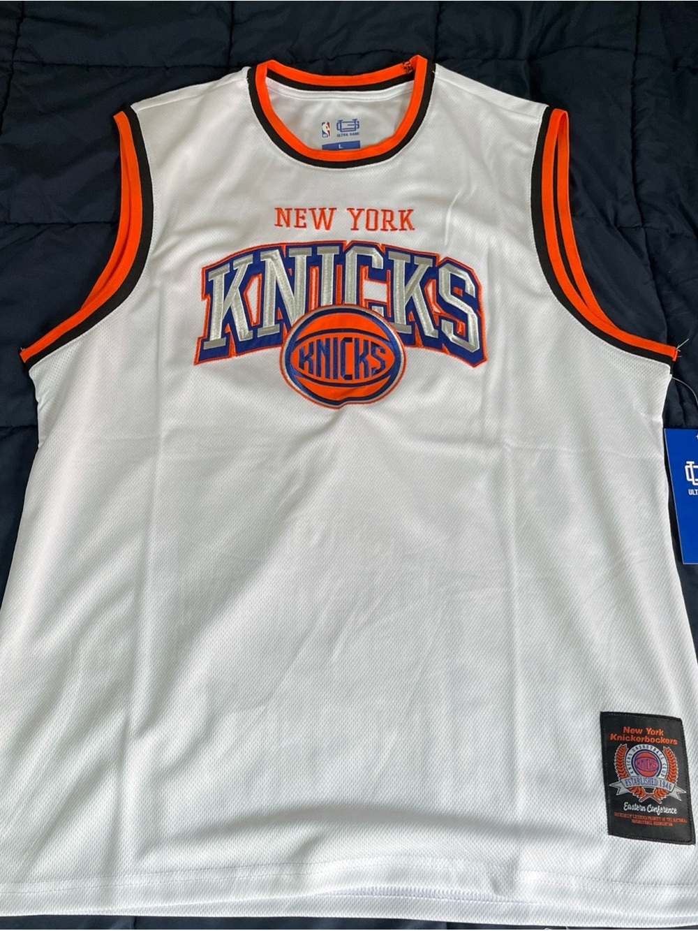 NBA New York Knicks ULTRA GAME Embroidered Jersey  Size LARGE  NWT